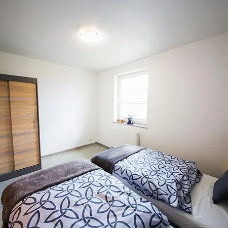 Nyaraló Wyspa Uznam - Karsibór