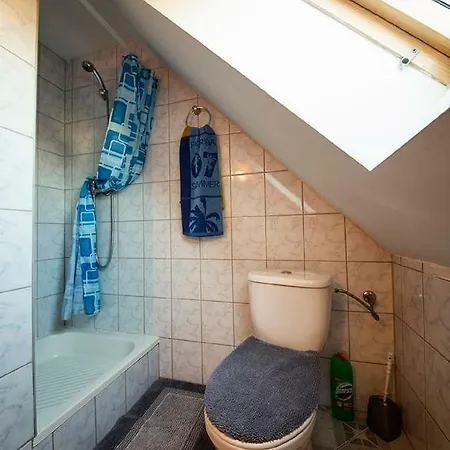 Wyspa Uznam - Nyaraló